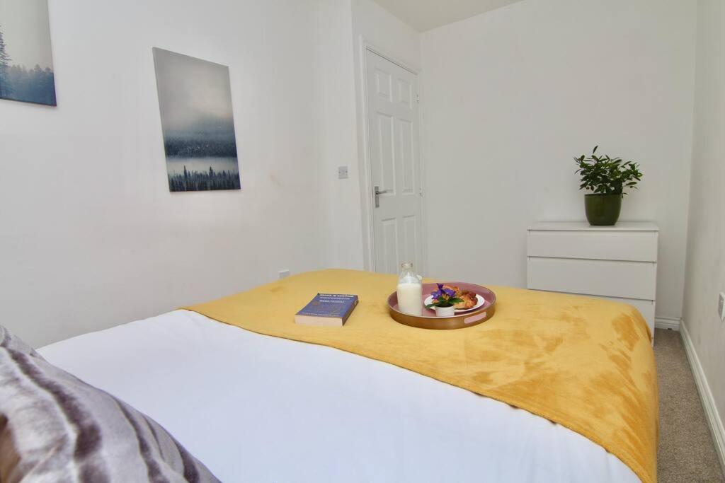 Daimler House - Cosy Near Centre Holiday home Coventry