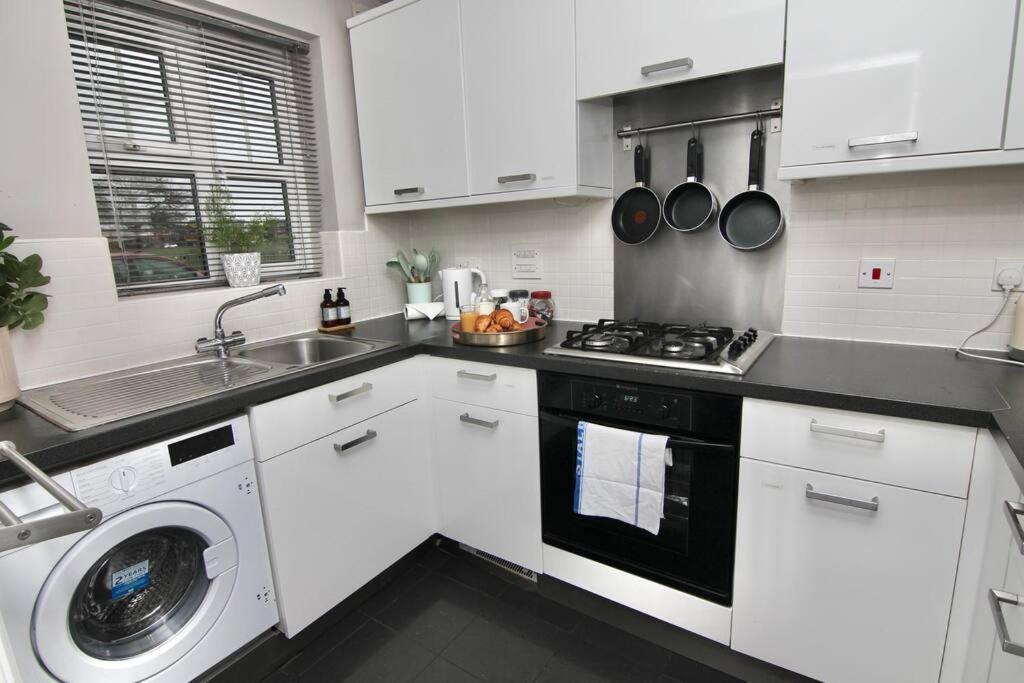 Holiday home Daimler House - Cosy Near Centre *